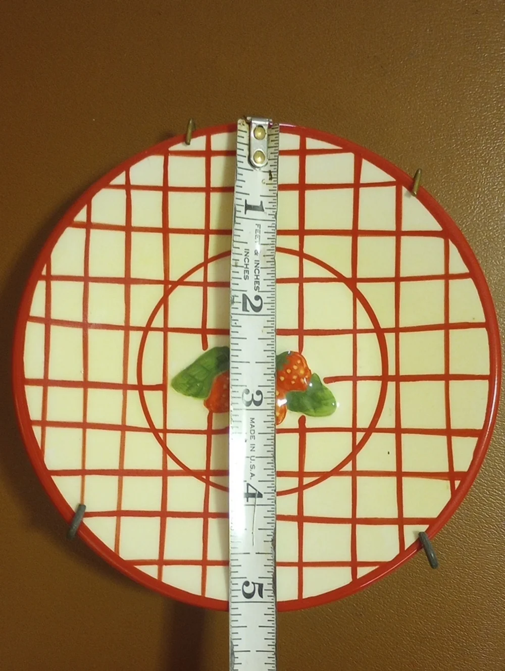 Vintage Ceramic Decorative Mini Plate w/ 3D Strawberry Design & Plaid Pattern